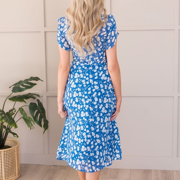 Neesees The Wynn Dress - Picture 4 of 5